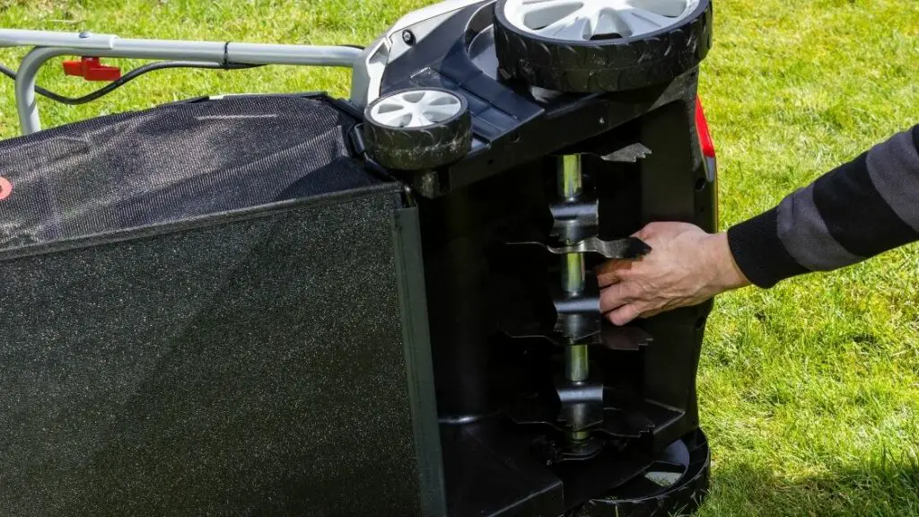 Lawn Mower Safety Tips