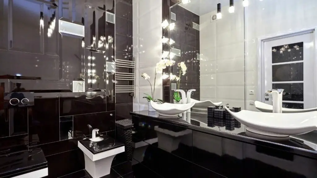 Black and White Modern Luxury Bathroom