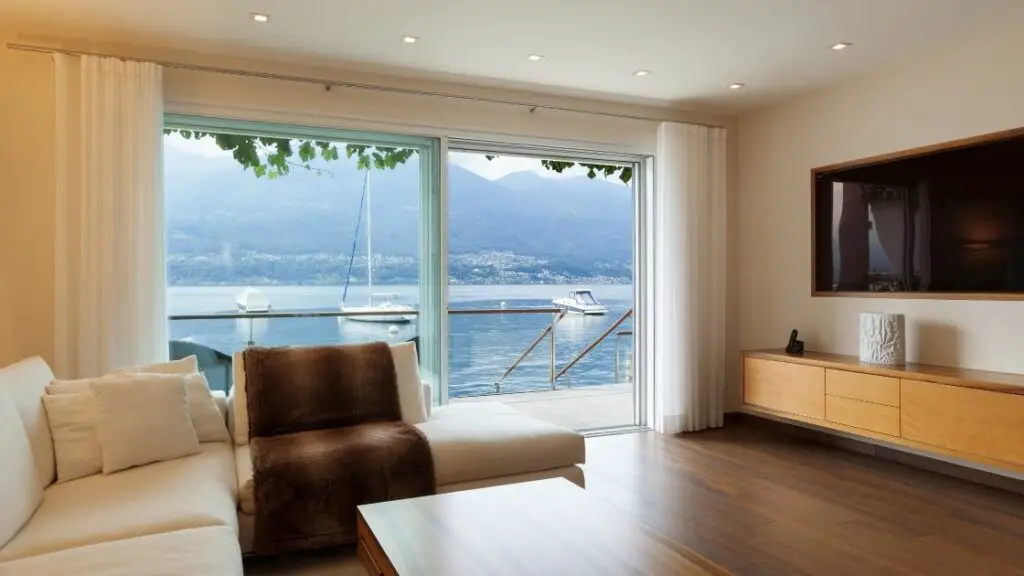Luxury Living Room Water Front View