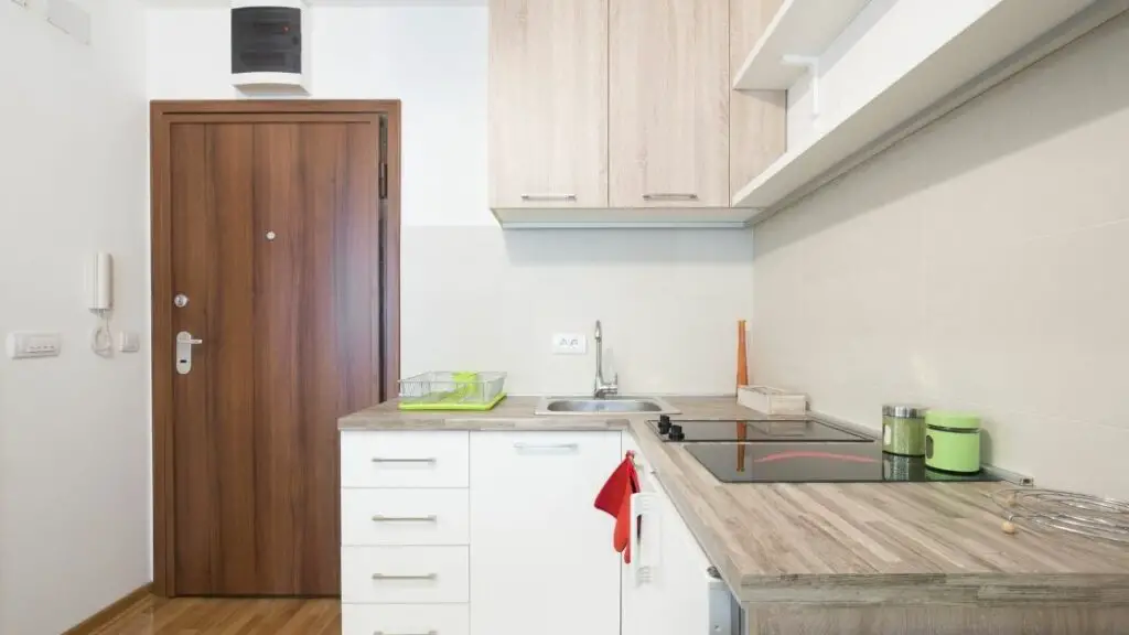 Modern Small Wooden Kitchen