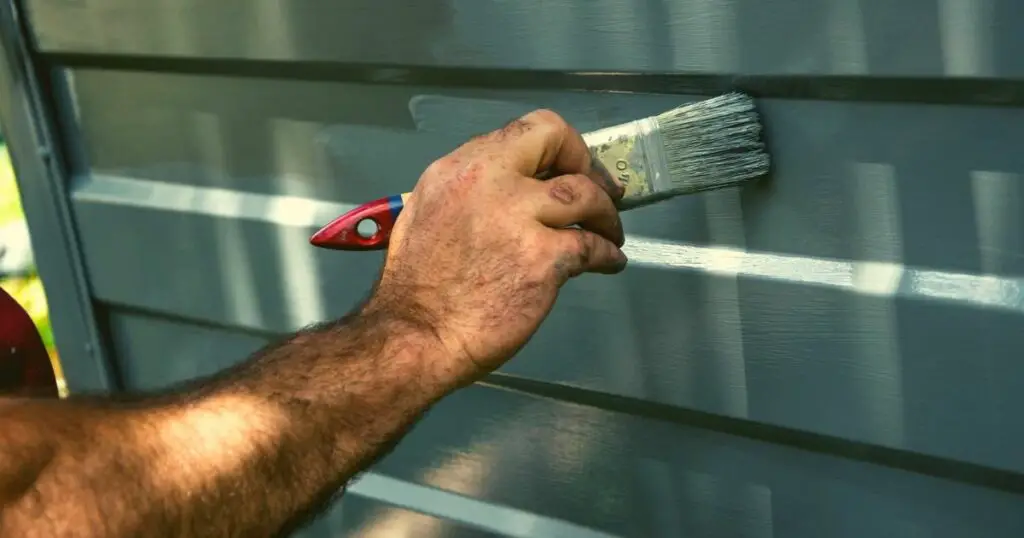 Durable and Fade Resistant Enamel Paint is Ideal for Garage Walls