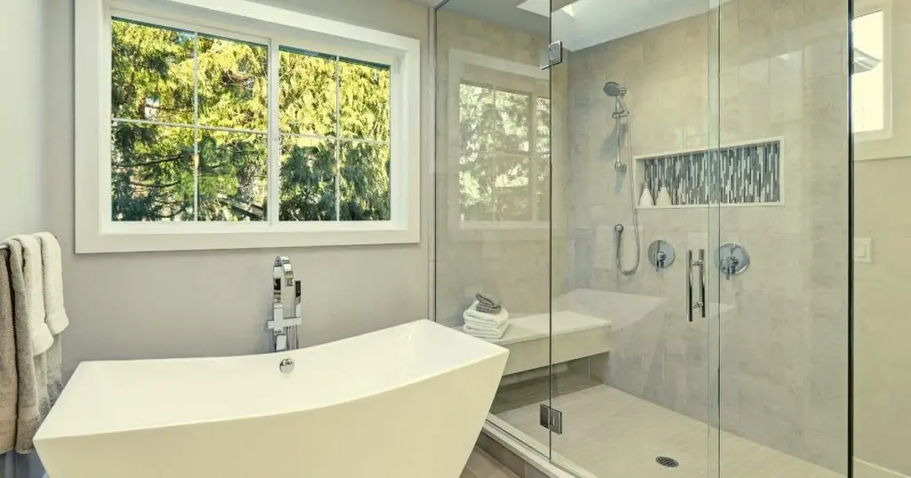 Get the perfect privacy glass for your bathroom