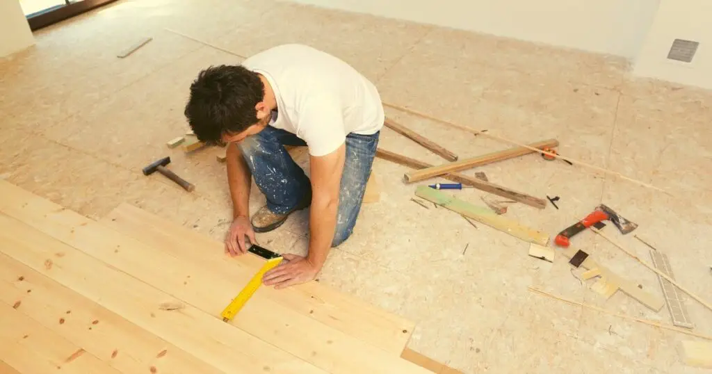 How to Lay Out Your Hardwood Flooring for a polished look