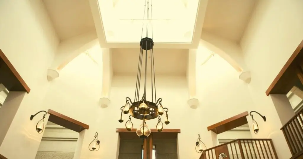 Why You Should Consider a Vaulted Ceiling for Your Next Home