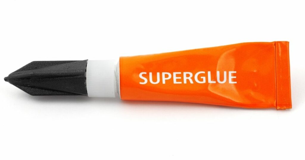 fix a cracked mirror with super glue