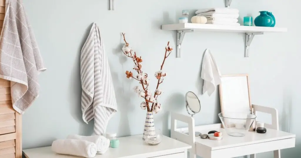 Create a Beautiful Bathroom with Decorated Shelves