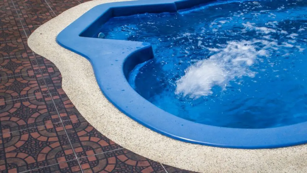Get the same luxury for less by building a small pool