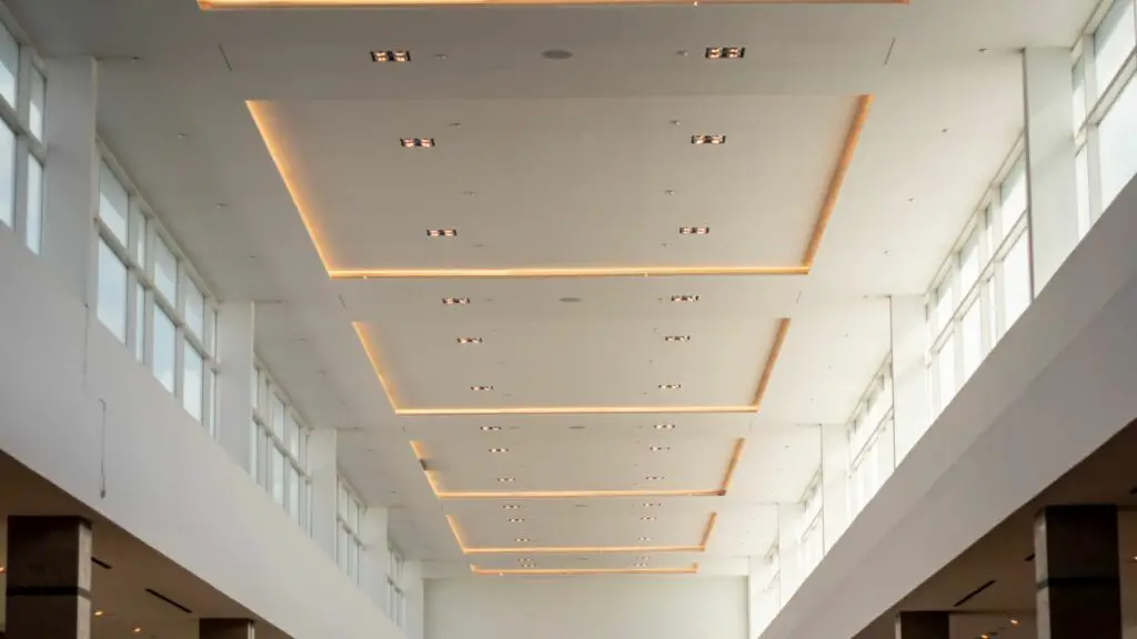How do you build a tray ceiling with lights
